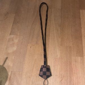 Lanyard Checkerboard Pattern